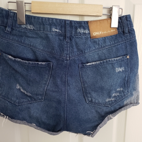 Only Jean shorts - Picture 2 of 5